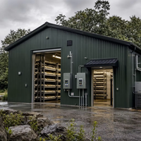 Bâtiment d'élevage avicole et bovin en structure acier préfabriquée avec ventilateur de toit, certifié CE