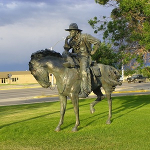 Statua di Cavallo a Grandezza Naturale in Ottone e Bronzo, Scultura Artistica Antica per Giardino, Decorazione da Esterno, Statua di Cowboy - Product Image 3