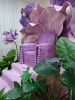 Installation de fleurs géantes en mousse opulentes G-010 pour photomaton d'événements et vitrine de centre commercial