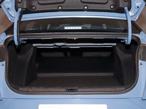 Auto Compacto de 5 Plazas, Automático, Gasolina, Clase A, Sedán, Tracción Delantera, 1.5t, Alta Velocidad 180km/h, Aeolus Yixuan 2024 en Venta - Product Image 5