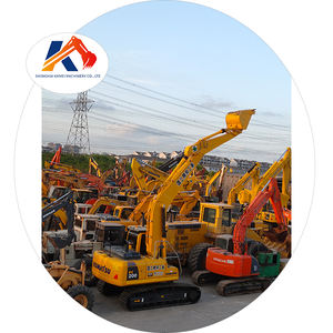 Excavadora Confiable para Construcción y Paisajismo, 20 Toneladas, Komatsu pc200-8n1, Komatsu PC200-8 de Segunda Mano, Pocas Horas de Uso, Equipo Usado - Product Image 1