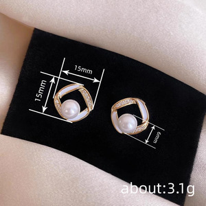 Orecchini a Perno Geometrici a Forma di Diamante per Donne, Eleganti Accessori per Uso Quotidiano e Feste - Product Image 5