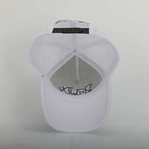 BSCI Usine Personnalisé 5 Panneau Blanc Découpé Au Laser Trous Broderie Logo Cuved Brim Papa Perforé Sports Casquettes De Baseball Chapeau - Product Image 6