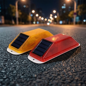 Luz <span class=keywords><strong>de</strong></span> Advertencia Nocturna para Tráfico, Luz Intermitente para Camiones, Obstáculos en Carreteras, Delineador Solar, Luz <span class=keywords><strong>de</strong></span> Advertencia para Obras, Roja/Amarilla, Modelo 2442 - Product Image 1