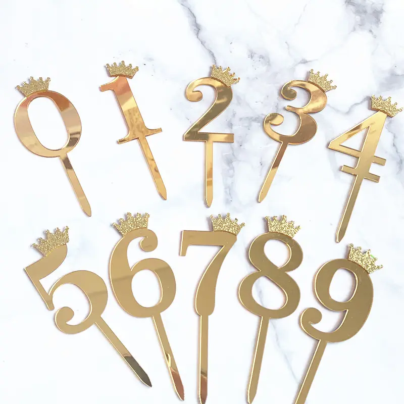 10,7 cm hohe Zahl mit Crown Cake Topper Dekoration für Geburtstags feier Kuchen Dekoration Cake Topper Großhandel