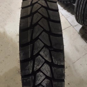 Yeni Radyal Tubeless Doğal Kauçuk 315/80R22.5 Arazi Kamyon Lastikleri Madencilik Ağır Hizmet Damperli Kamyonlar Düşme Önleyici Bloklar Daha Uzun Ömürlü - Product Image 2