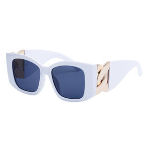Gafas de sol de ojo de gato de alta gama para mujer, montura negra, lentes de PC, protección UV400, estilo de viaje y escenario - Product Image 4