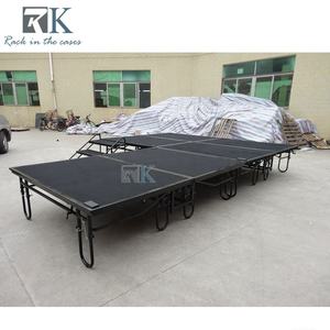 Scène mobile pliable en acier noir RK avec tapis, capacité de charge de 800 kg/m, 4x8 pieds, hauteur réglable et roues pour événements hôteliers - Product Image 4