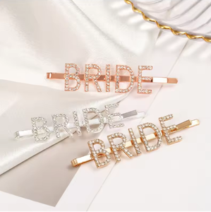 Pinza para el pelo con diamantes de imitación y purpurina oro rosa para el equipo de la novia, ideal para despedida de soltera, boda, o decoración de fiestas. - Product Image 3