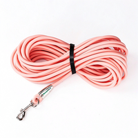 Laisse de dressage et de suivi pour animaux de compagnie en PVC, allongée, anti-explosion, pour chiens de taille moyenne et grande, en sangle de caoutchouc imperméable