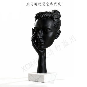 Statue Sculpture Artisanale en Résine - Décoration à Tenir en Main (Blanc/Or/Noir) Ornements Modernes pour l'Intérieur de la Maison - Product Image 3