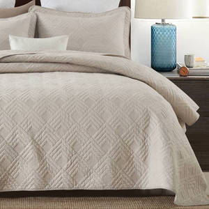 Set Sprei Ringan Bahan Microfiber Solid untuk Semua Musim - Product Image 1