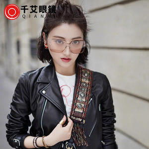 Gafas de Sol Cuadradas Qianai para Mujer, Montura Dorada, Lentes con Protección UV Tipo 3, Moda, Viajes, Escenario - Product Image 4