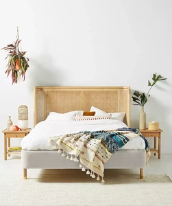 سرير كينج من خشب البلوط الصلب بتصميم نورديك مع ميزات التخزين والتدليك، إطار سرير حديث متين، أثاث غرفة نوم - Product Image 4