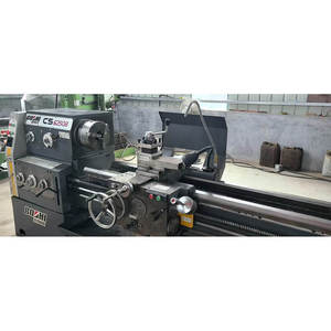 Tour horizontal manuel d'occasion de haute qualité, robuste, pour métaux de grand diamètre, CME CW6180B - Product Image 3