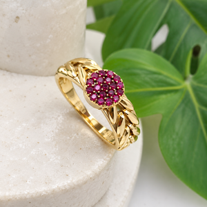 Anillo de Oro de 18K con Rubí de 4.50 Gramos, Anillo de Oro Hecho a Mano para Mujer, Joyería India Tradicional para Bodas - Product Image 6