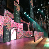 TOPLED Logo Ticker Magic Curve Wall Publicité Écran RVB étanche Stand de salon 10x10 Light New hd Sey Video Led Display
