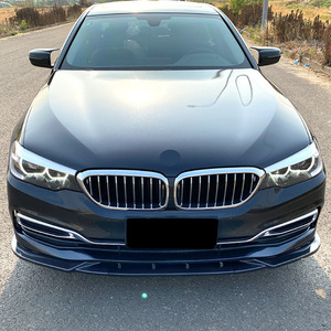 Divisor de Parachoques Delantero para BMW Serie 5 G30 G31, Textura de Fibra de Carbono, Negro Piano, 2017-2020 - Product Image 1
