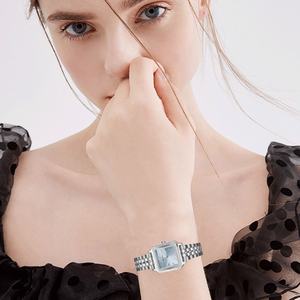 Montre carrée pour femme avec logo personnalisé OEM ODM, bracelet doré tendance, montre de luxe pour femme, mouvement japonais, montres à quartz - Product Image 5