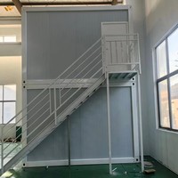 Maison modulaire à deux étages à assemblage rapide, en conteneur, avec structure en acier et fenêtres, bureau sur site personnalisable