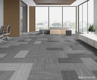 PVC Kilitlenebilir Ofis Halı Karosu Su Geçirmez Karo Halı Ticari Kaymaz Yanmaz Naylon Otel 50x50cm