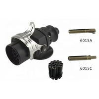 Fiche de remorque 13Pin ABS/EBS 24V Fiche à vis en plastique pour camion de remorque Fiche de connecteur 24V 13Pin: Contact à sertir/Contact à broche soudée