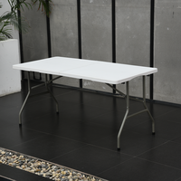 Table pliante en plastique moderne multi-tailles à prix abordable pour l'extérieur, idéale pour les hôpitaux et les hôtels – Nouveauté très demandée au Canada