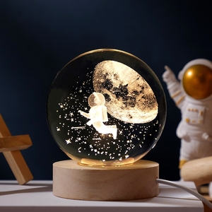 Lampe de nuit en cristal gravé au laser 3D avec LED USB, base en bois, thème lune, lampe de bureau, cadeau romantique pour elle - Product Image 4