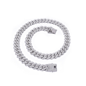 Chaîne de cou cubaine style hip-hop plaquée or avec pendentif papillon entièrement serti de diamants de 14 mm, pour hommes et femmes, style européen et américain - Product Image 5