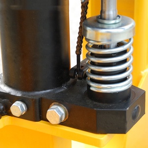 מלגזת משטחים הידראולית ניידת 1-3 טון עם העמסה עצמית לעבודות קלות - מבצע חם - Product Image 4