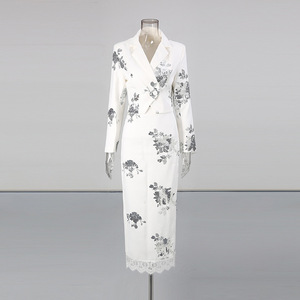 Conjunto de Vestido de Lujo con Lentejuelas Negras y Bordado Floral, Elegante Vestido de Dos Piezas Brillante para Gala/Fiesta, Nuevo Diseño 2025 - Product Image 1