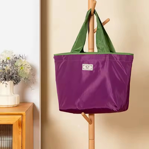 बड़ी क्षमता अनुकूलित लोगो इको फ्रेंडली फोल्डेबल शॉपिंग बैग पुनः प्रयोज्य टिकाऊ वाटरप्रूफ पॉलिएस्टर टोटे बैग जेब के साथ बैग - Product Image 4