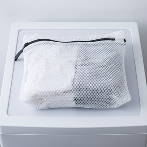 Bolsa de lavandería plegable de malla de poliéster resistente de 40x50 cm con cremallera para toallas y ropa diaria - Product Image 5