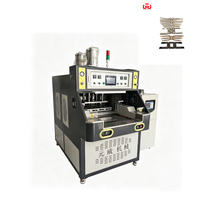 Machine de soudage automatique à table coulissante pour PVC, pour la soudure à chaud des semelles supérieures de chaussures et des sandales en cristal.