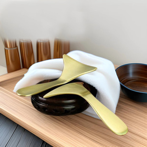Gua Sha, tablero de masaje universal para meridianos de hombro, cuello y espalda de latón, tablero de raspado, masajeador de cuerpo completo - Product Image 4