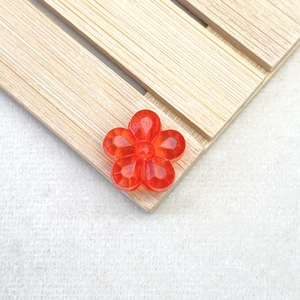 Cuentas Acrílicas Transparentes con Forma de Flor de Cinco Pétalos y Orificio Recto, para Accesorios de Cabello DIY y Cadenas para Teléfono - Product Image 4