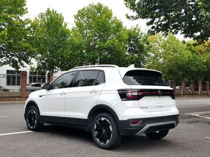 Volkswagen Tacqua 1.5T DSG <span class=keywords><strong>2023</strong></span> Usado, Económico en Gasolina, 5 Asientos, SUV Pequeño, <span class=keywords><strong>VW</strong></span>-Tacqua Exportado a Argelia - Product Image 3