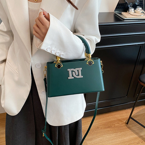 <span class=keywords><strong>Sac</strong></span> à main pour femmes, nouvelle conception tendance 2026, <span class=keywords><strong>sac</strong></span> à bandoulière portable <span class=keywords><strong>de</strong></span> <span class=keywords><strong>luxe</strong></span>, <span class=keywords><strong>sac</strong></span> à bandoulière pour femmes <span class=keywords><strong>de</strong></span> haute qualité incrusté <span class=keywords><strong>de</strong></span> diamants - Product Image 3
