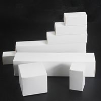 Petite boîte en carton rigide pliable carrée blanche épaissie, recyclable, impression personnalisée, pelliculage mat et gaufrage, emballage pour chaussettes