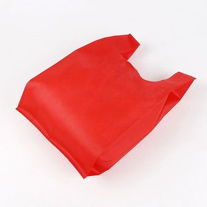 ถุงผ้าสปันบอนด์แบบเสื้อยืด  รักษ์โลก  หลากสี  ออกแบบโลโก้ได้ตามต้องการ - Product Image 5