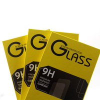 Boîtes d'emballage pour protecteurs d'écran en verre trempé en stock, pelliculage mat recyclable ; Papier d'emballage pour coques de téléphone et films liquides en gel