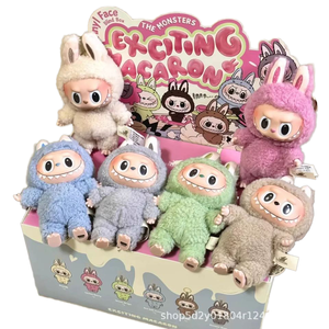 Labubu <span class=keywords><strong>serie</strong></span> POP MART Labubu all'ingrosso da 17cm ha un Set misterioso Box POPMART in vinile peluche scatola cieca <span class=keywords><strong>Action</strong></span> <span class=keywords><strong>Figure</strong></span> - Product Image 1