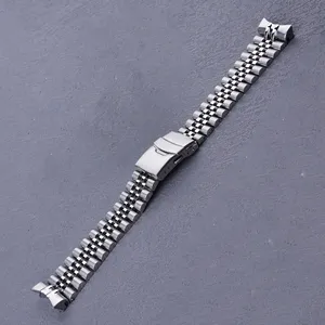 <span class=keywords><strong>Bracelet</strong></span> de montre 22mm pour <span class=keywords><strong>Seiko</strong></span> <span class=keywords><strong>5</strong></span> GMT SSK001-<span class=keywords><strong>5</strong></span>/SBSC001 003 <span class=keywords><strong>Bracelet</strong></span> de luxe en acier inoxydable argenté à bout incurvé - Product Image 3