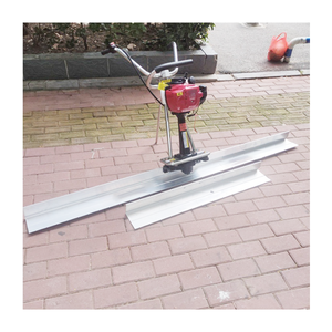 Compacteur vibrant motorisé rouge avec moteur haute puissance pour utilisation sur routes en béton et sols plats - Product Image 4