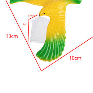 Классическая пластиковая игрушка-балансир «Летучая мышь» (орёл) с пирамидальной подставкой для детей - Product Image 2