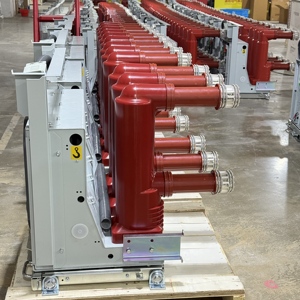 3상 VS1-12 시리즈 진공 차단기 630-4000A 실내 고전압 핸드카트형 또는 고정형 630a 12KV - Product Image 2