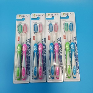 Brosse à dents 704 à poils fins et souples, articles de toilette pour soins personnels, manche en plastique, brosse à dents, source vendeur ambulant - Product Image 5