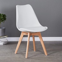 Chaise de salle à manger de bureau en plastique tulipe rembourrée sans bras en bois massif de style nordique