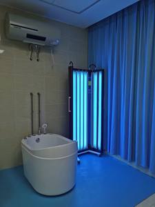 Cabina de Fototerapia UV de Cuerpo Completo Kernel KN-4004AB para el Tratamiento de Vitiligo, Psoriasis, Pitiriasis Rósea y Eccema - Product Image 5