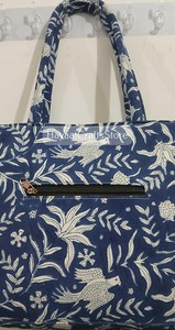 Sac fourre-tout léger en coton indien imprimé à la main pour femme, sac à bandoulière tendance avec fermeture magnétique, idéal pour l'été et le shopping - Product Image 4
